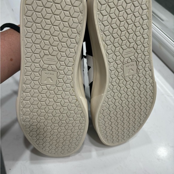 VEJA
Campo Leather Sneakers Unisex 8 men 10 women - Picture 10 of 11